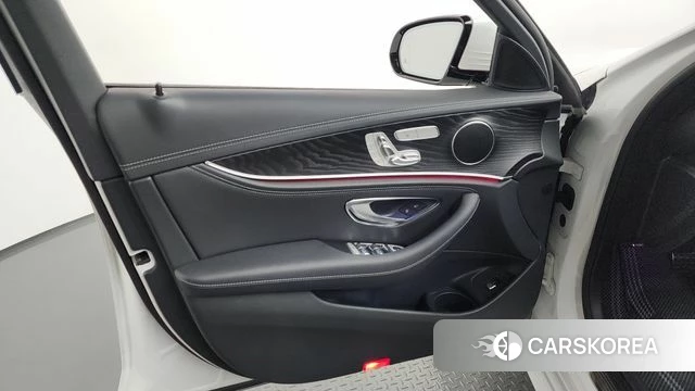 Mercedes-Benz E-Class W213 id 4495953 из Кореи 16