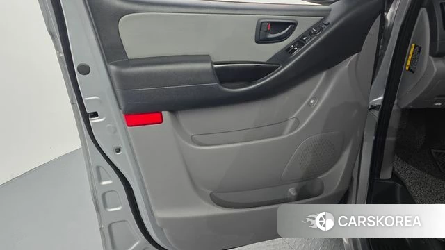 Hyundai The New Grand Starex id 4587533 из Кореи 16