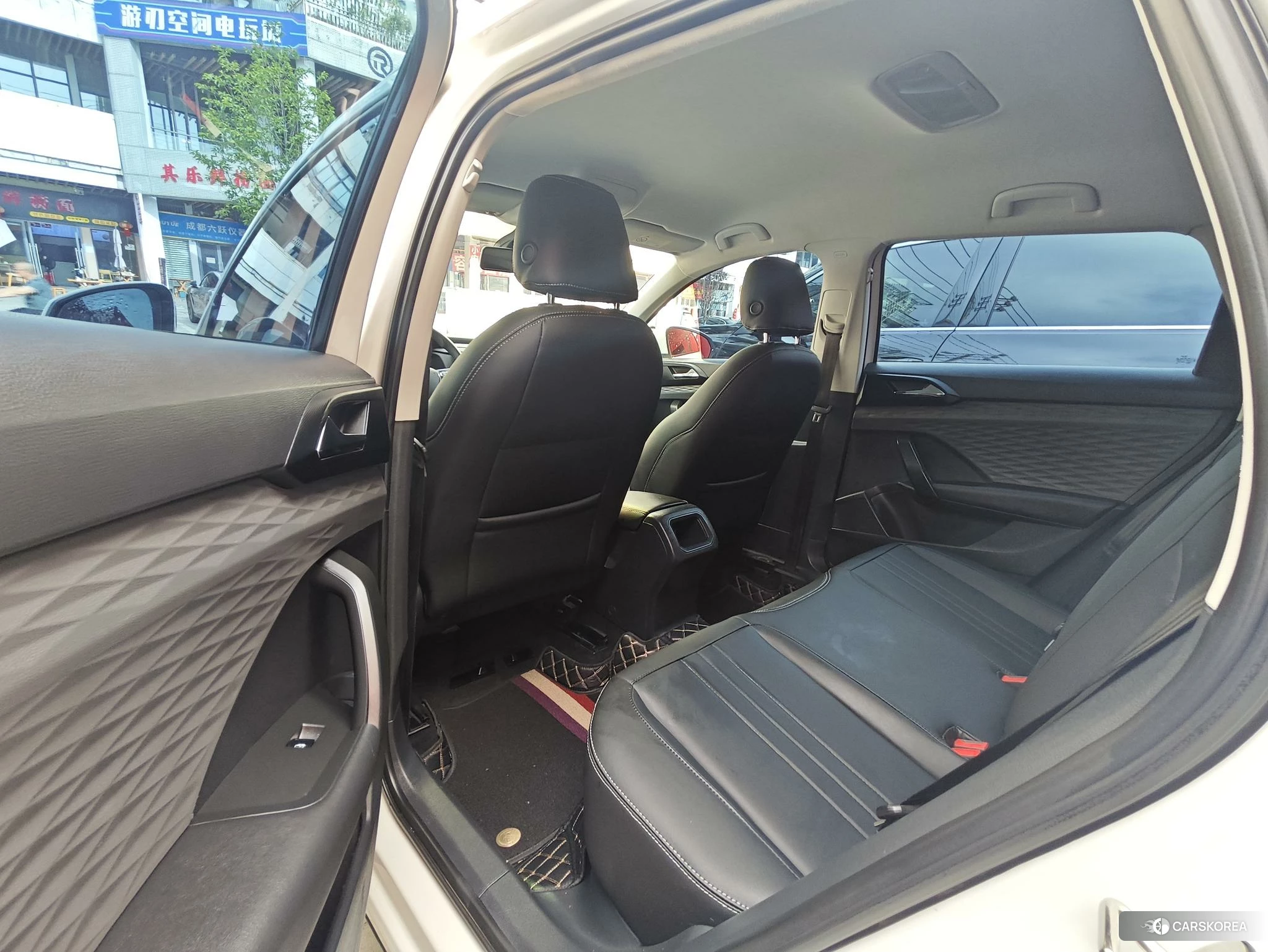 Volkswagen Tuyue id 4452759 из Китая 16