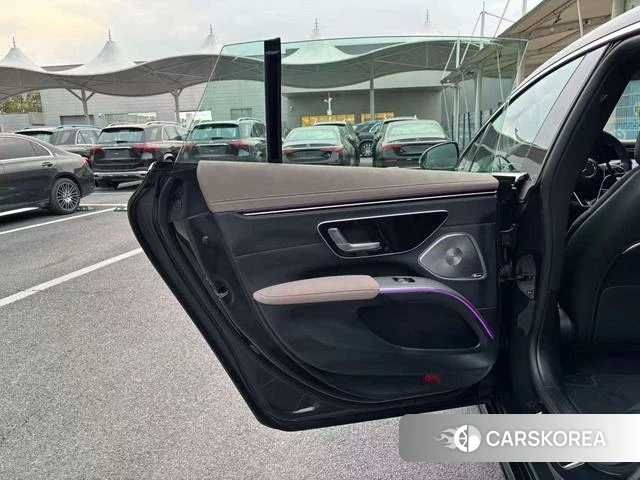 Mercedes-Benz EQS id 4263699 из Китая 16