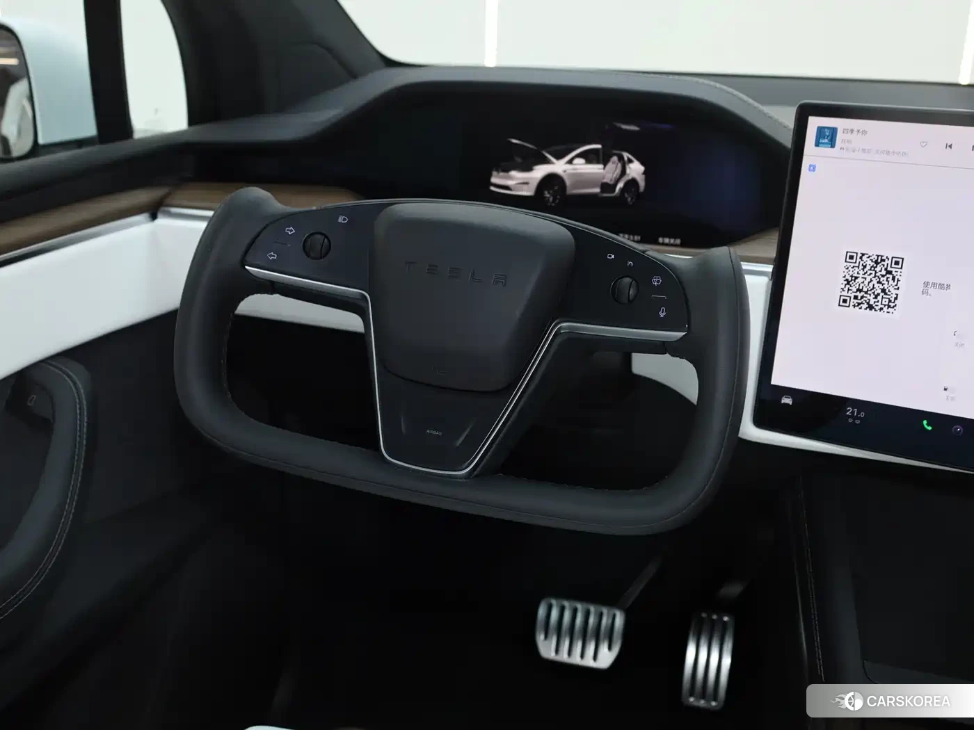 Tesla Model X id 4559844 из Китая 17