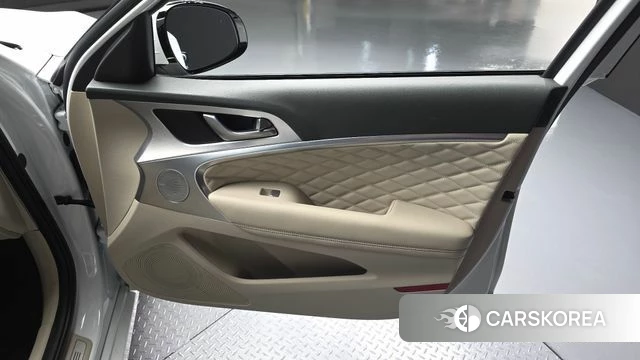 Genesis G70 id 4754892 из Кореи 16