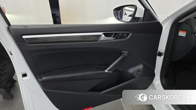 Volkswagen The New Passat id 4742161 из Кореи 16