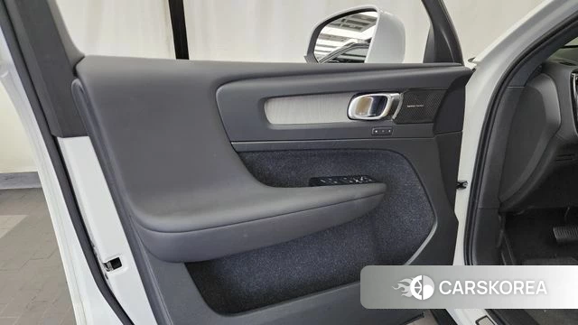 Volvo XC40 id 4434285 из Кореи 16