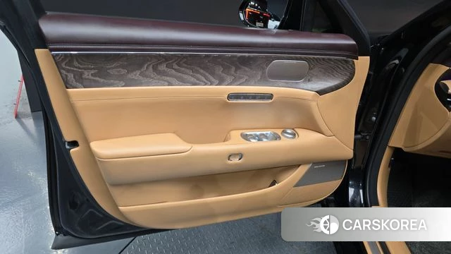Genesis G90 (RS4) id 4488742 из Кореи 16