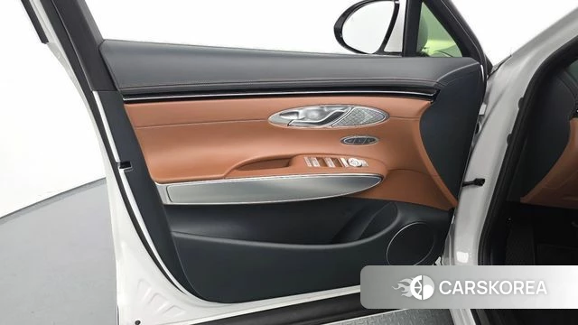 Genesis GV70 id 4572619 из Кореи 16