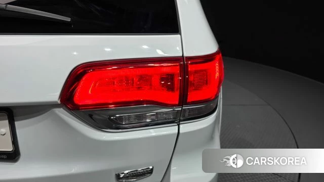 Jeep Grand Cherokee id 4530309 из Кореи 16