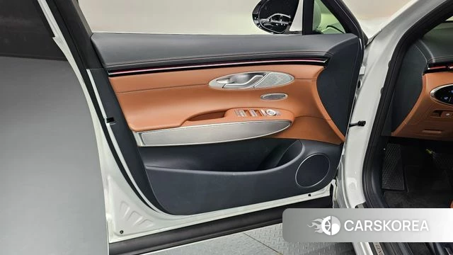 Genesis GV70 id 4602502 из Кореи 16