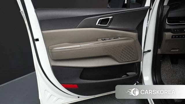 Kia The New Carnival 4th Generation id 4349390 из Кореи 16