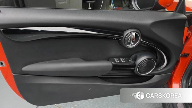 Mini Cooper S Convertible id 4501589 из Кореи 16