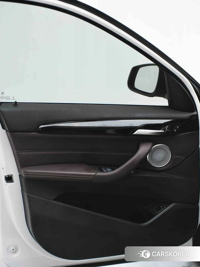 BMW X1 id 4214512 из Китая 16