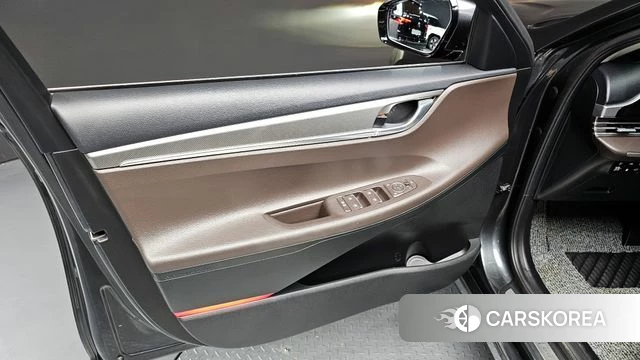 Hyundai The New Grandeur IG Hybrid id 4316957 из Кореи 16
