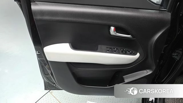 Kia The New Kia Ray EV id 4715353 из Кореи 16