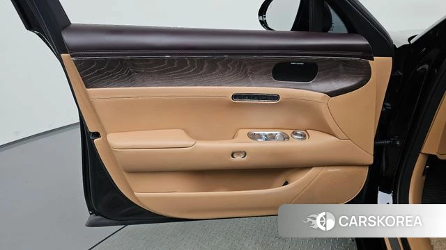 Genesis G90 (RS4) id 4905214 из Кореи 16