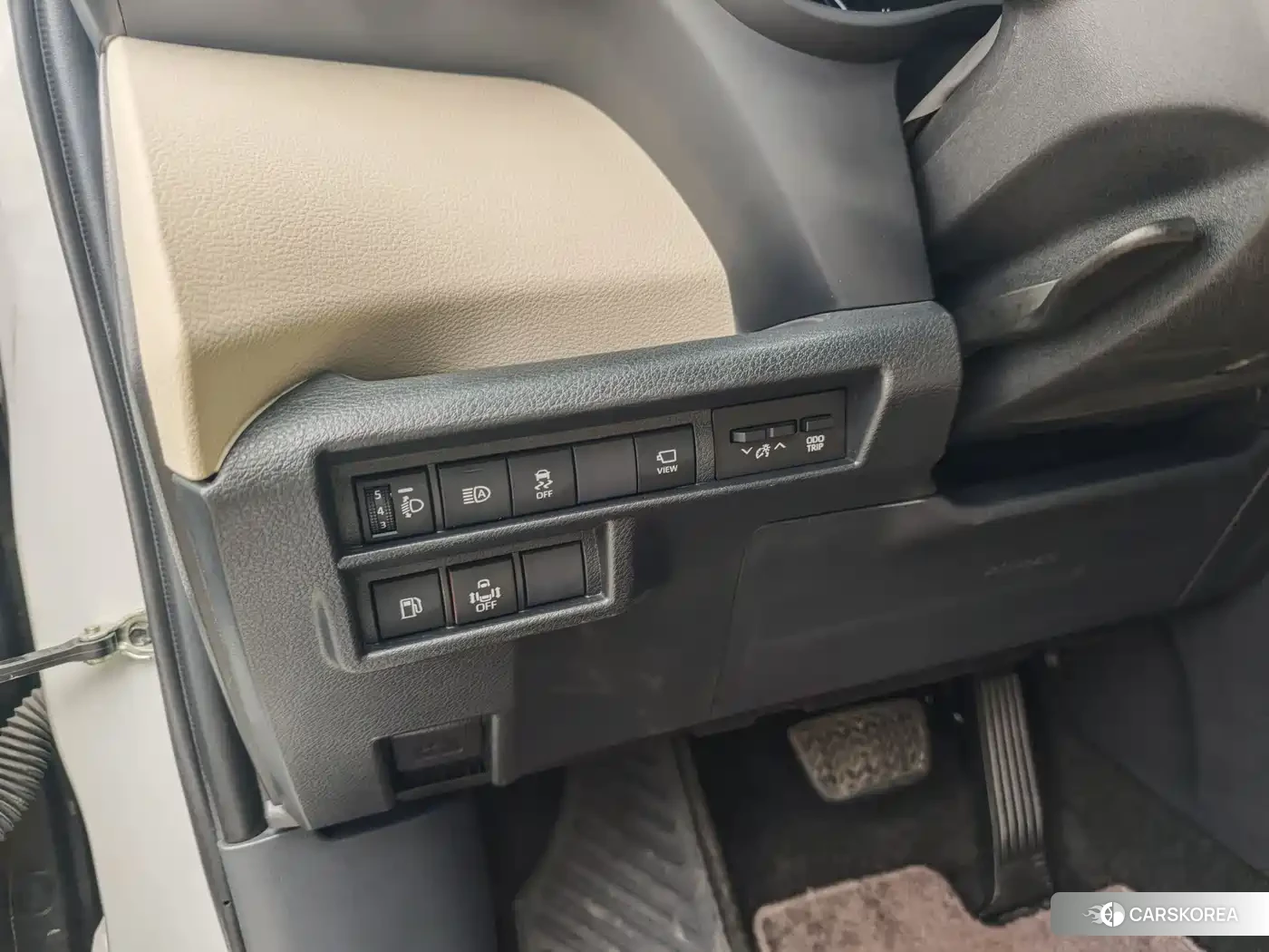 Toyota Sienna id 4538847 из Китая 16