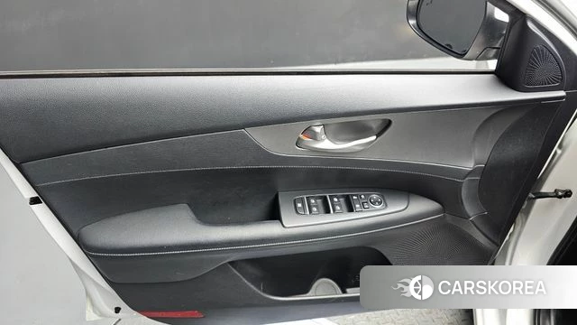 Kia Come New K3 id 4465654 из Кореи 16