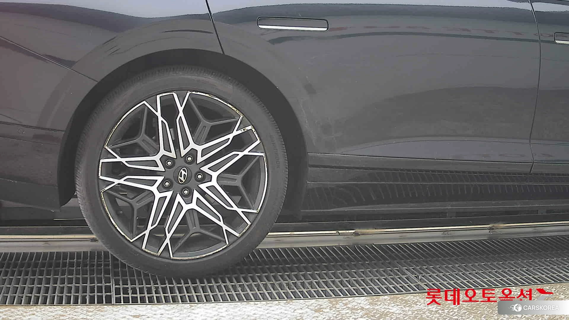 Hyundai Grandeur Hybrid id 3882106 из Кореи 16