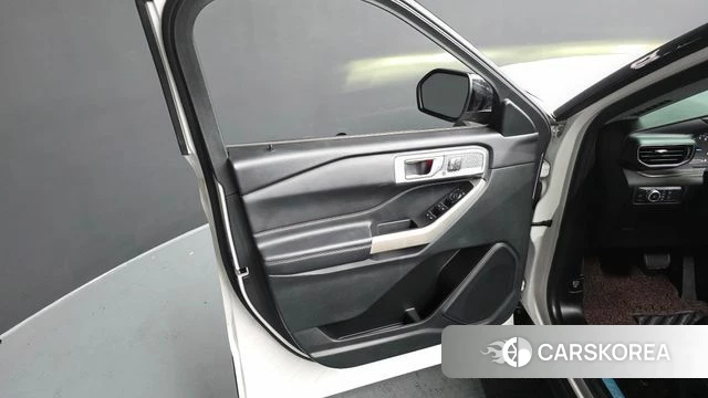 Ford Explorer 6th Generation id 4308900 из Кореи 16