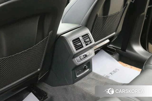 Audi Q5L id 4271920 из Китая 16