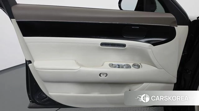 Genesis G90 (RS4) id 4898921 из Кореи 16