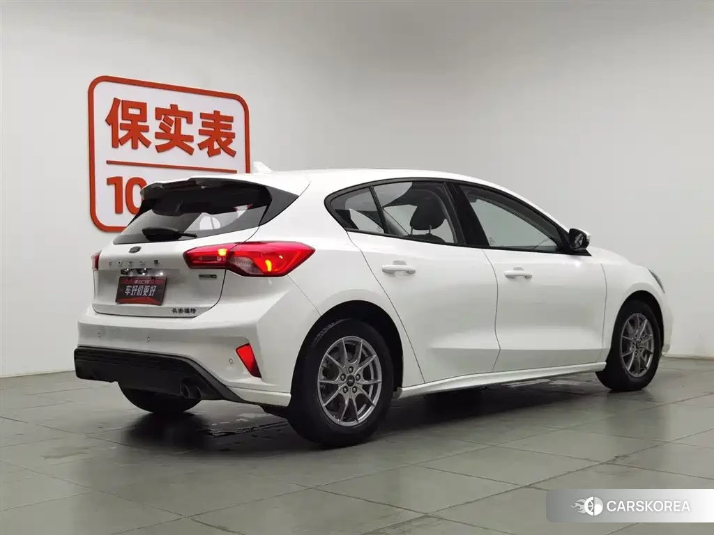 Ford Fox id 4565210 из Китая 16