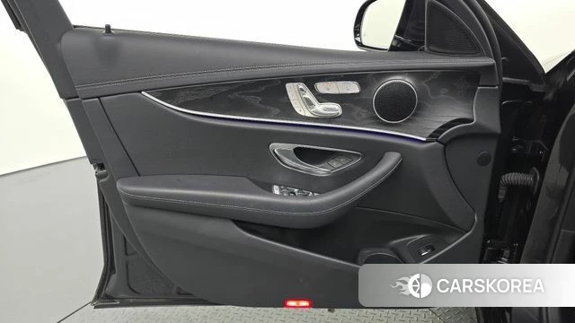 Mercedes-Benz E-Class W213 id 4730413 из Кореи 16