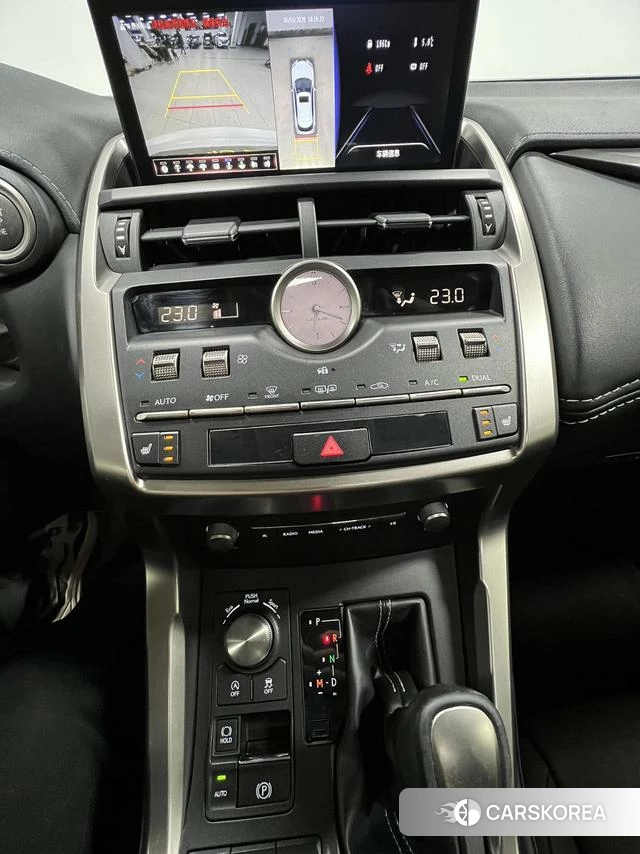 Lexus NX id 4258890 из Китая 16