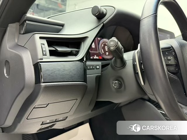 Lexus ES id 4272574 из Китая 16