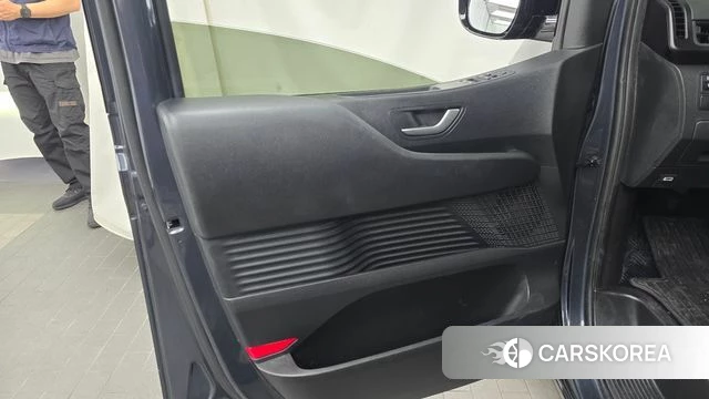 Hyundai Staria id 4382055 из Кореи 16
