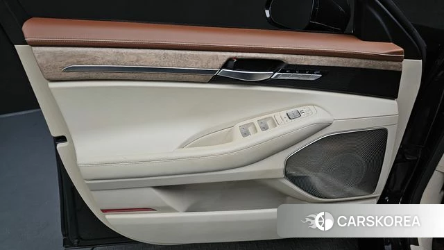 Genesis G90 id 4614865 из Кореи 16