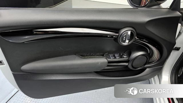 Mini Cooper S Convertible id 4396114 из Кореи 16