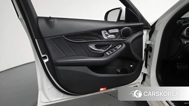 Mercedes-Benz C-Class W205 id 4595618 из Кореи 16