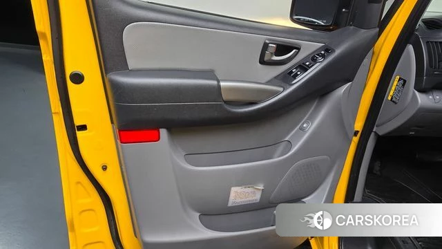 Hyundai The New Grand Starex id 4507659 из Кореи 16