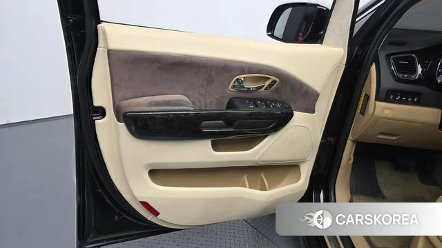 Kia The New Carnival id 4923506 из Кореи 16