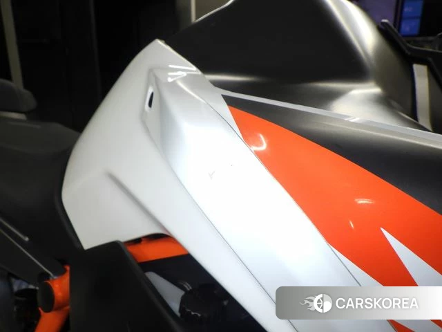 KTM 890 DUKE R id 3957894 из Японии 16