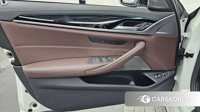 BMW 5 Series (G30) id 4711104 из Кореи 16