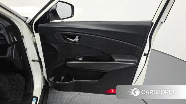 Ssangyong Tivoli Air id 4363466 из Кореи 16