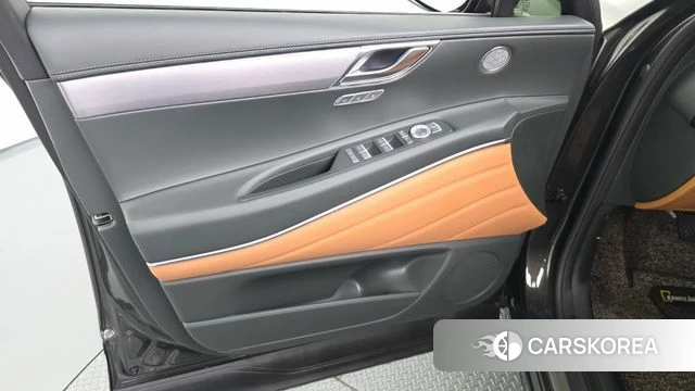 Genesis GV80 id 4432300 из Кореи 16