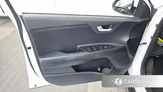 Kia Stonic id 4662414 из Кореи 16
