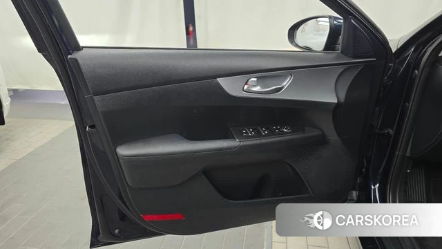 Kia The New K3 2nd generation id 4899312 из Кореи 16