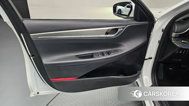 Hyundai The New Grandeur IG id 4603799 из Кореи 16