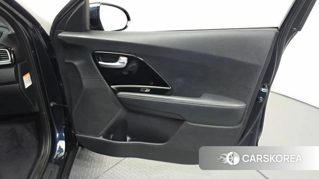 Kia Niro id 4900753 из Кореи 16
