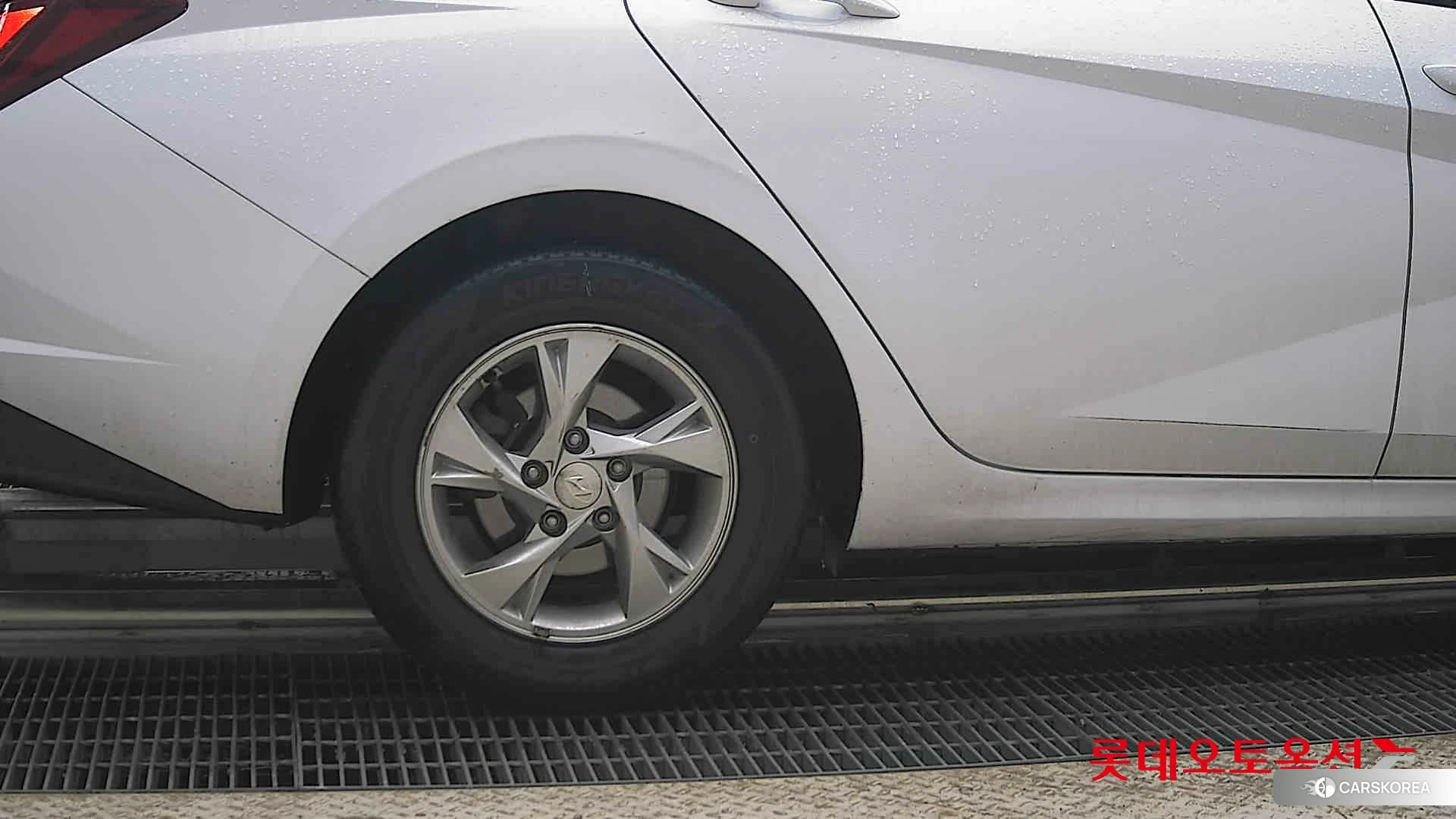Hyundai Avante id 4352356 из Кореи 16