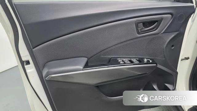 Ssangyong Berry New Tivoli id 4187858 из Кореи 16