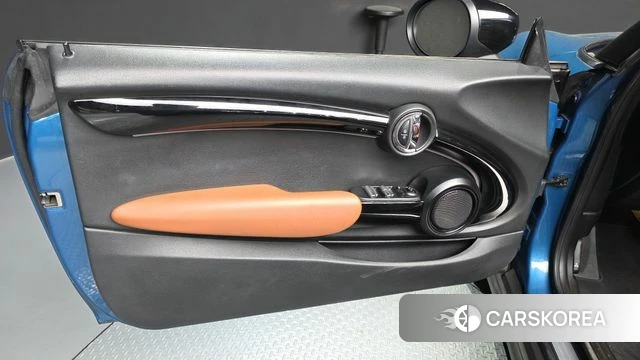 Mini Cooper S Convertible id 4309365 из Кореи 16