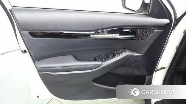 Kia Seltos id 4409668 из Кореи 16