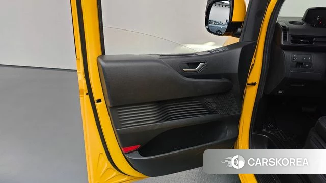Hyundai Staria id 4505907 из Кореи 16