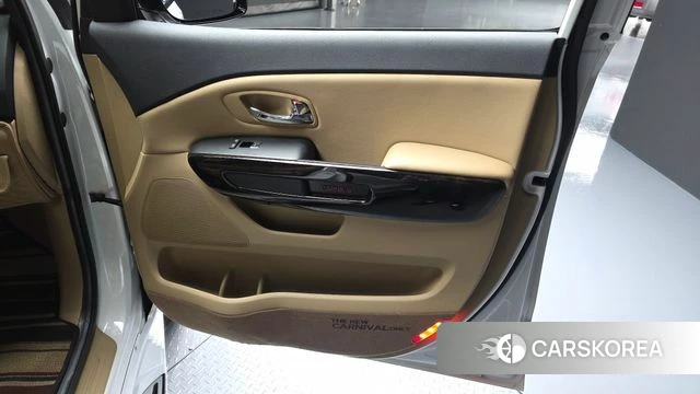 Kia The New Carnival id 4895284 из Кореи 16