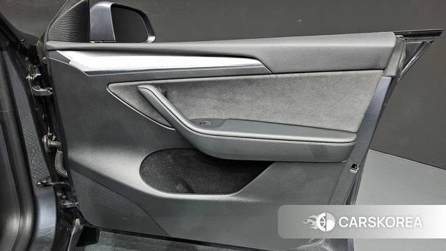 Tesla Model Y id 4834546 из Кореи 16