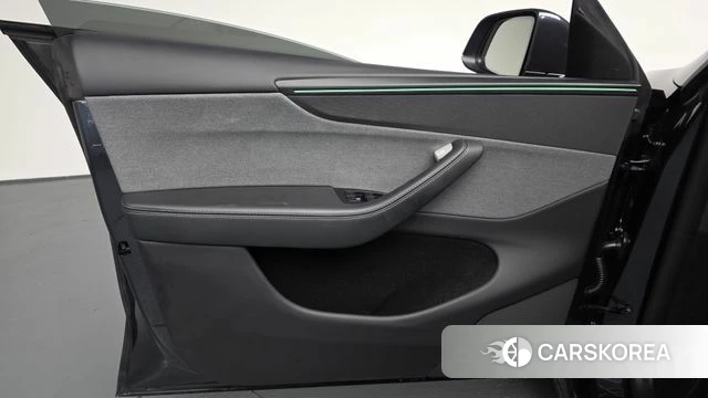 Tesla Model Y id 4862798 из Кореи 16